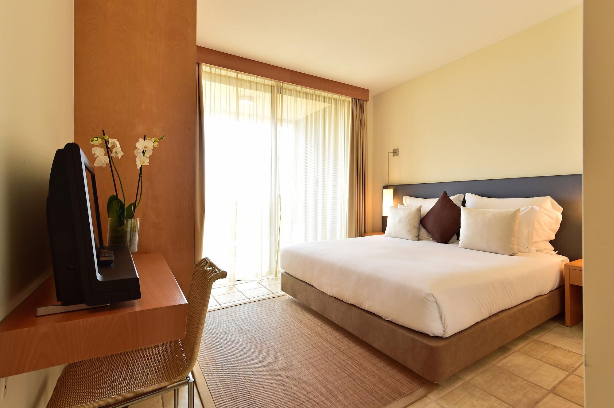 Pestana Colombos Premium Club Hotel Порто Санто Екстериор снимка