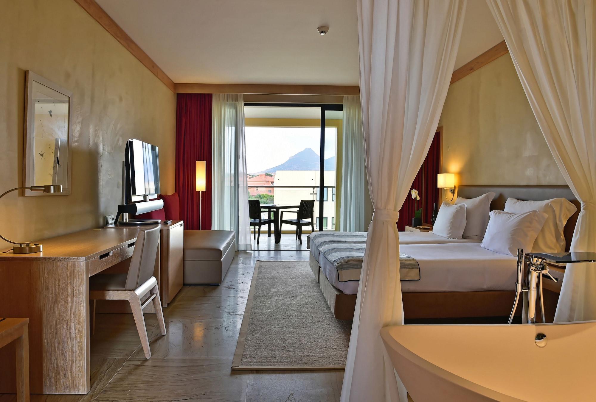 Pestana Colombos Premium Club Hotel Порто Санто Екстериор снимка